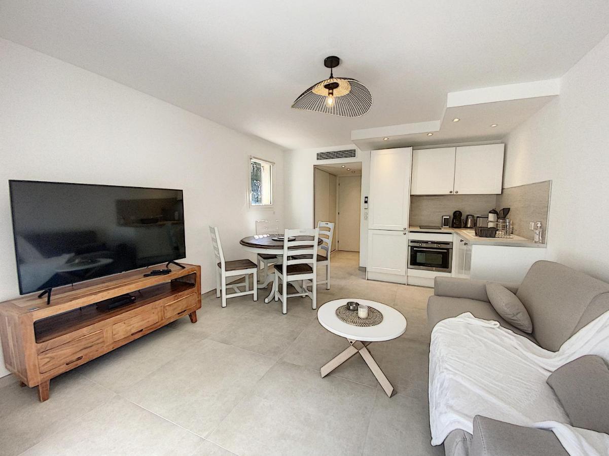 Superbe Appartement Au Coeur Du Cap D'Antibes Eksteriør bilde