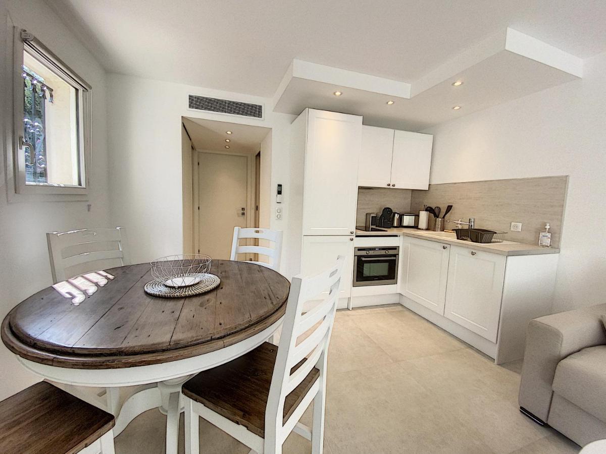 Superbe Appartement Au Coeur Du Cap D'Antibes Eksteriør bilde